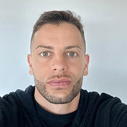Francisco Villalba, de Riviera Cosméticos